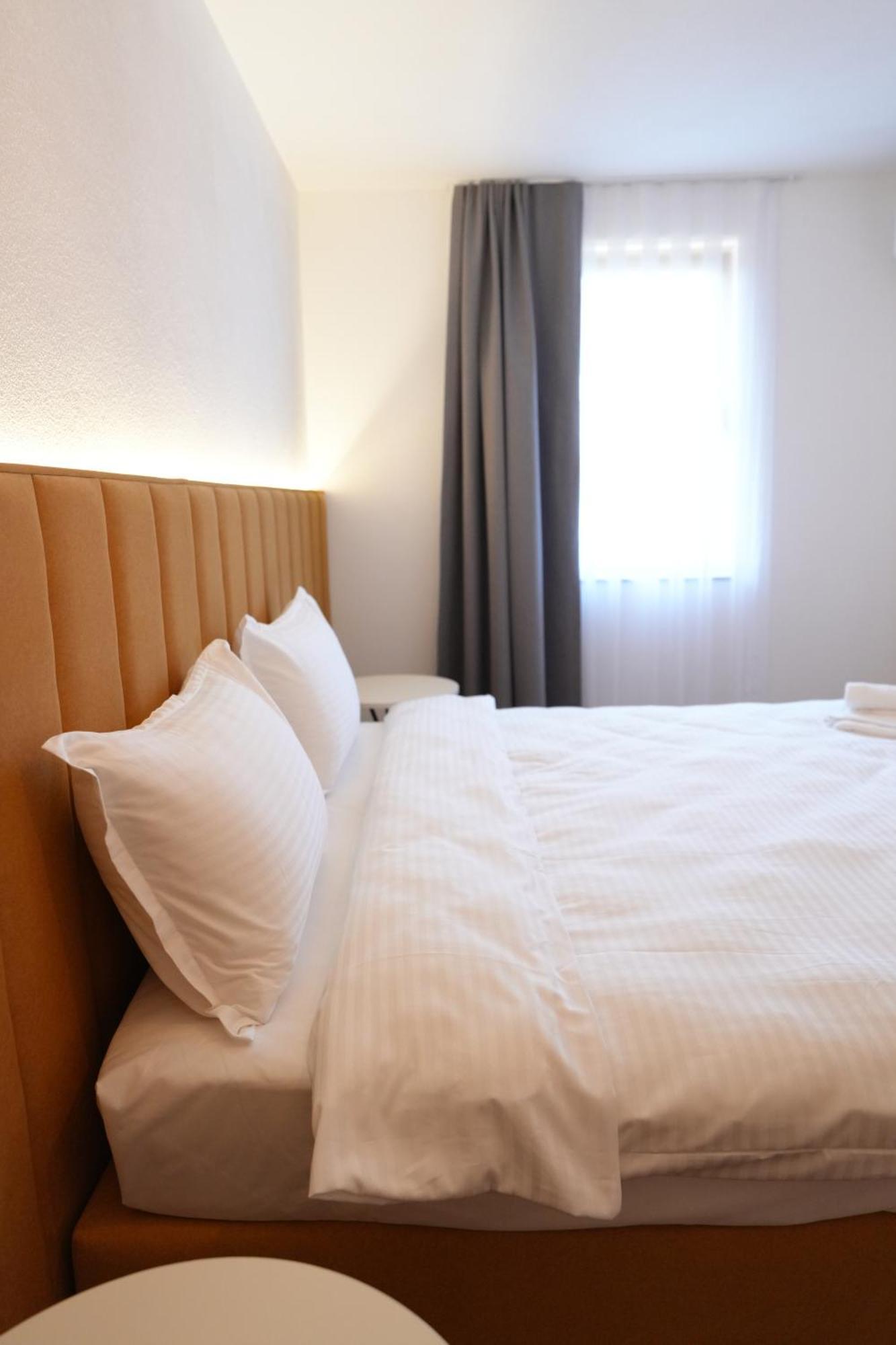 Biond Hotel Prizren Eksteriør bilde