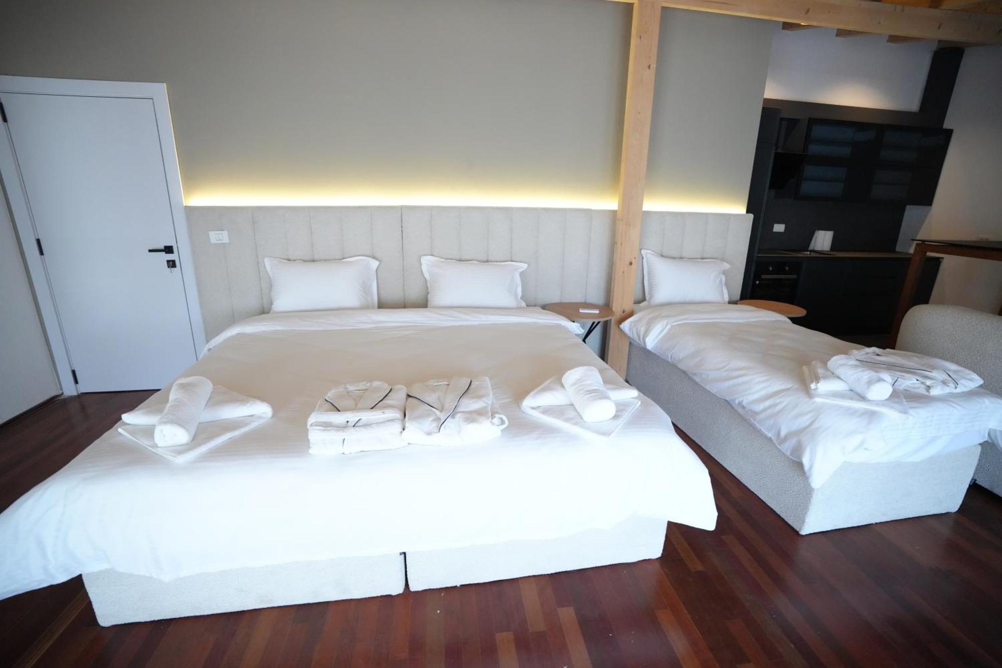 Biond Hotel Prizren Eksteriør bilde