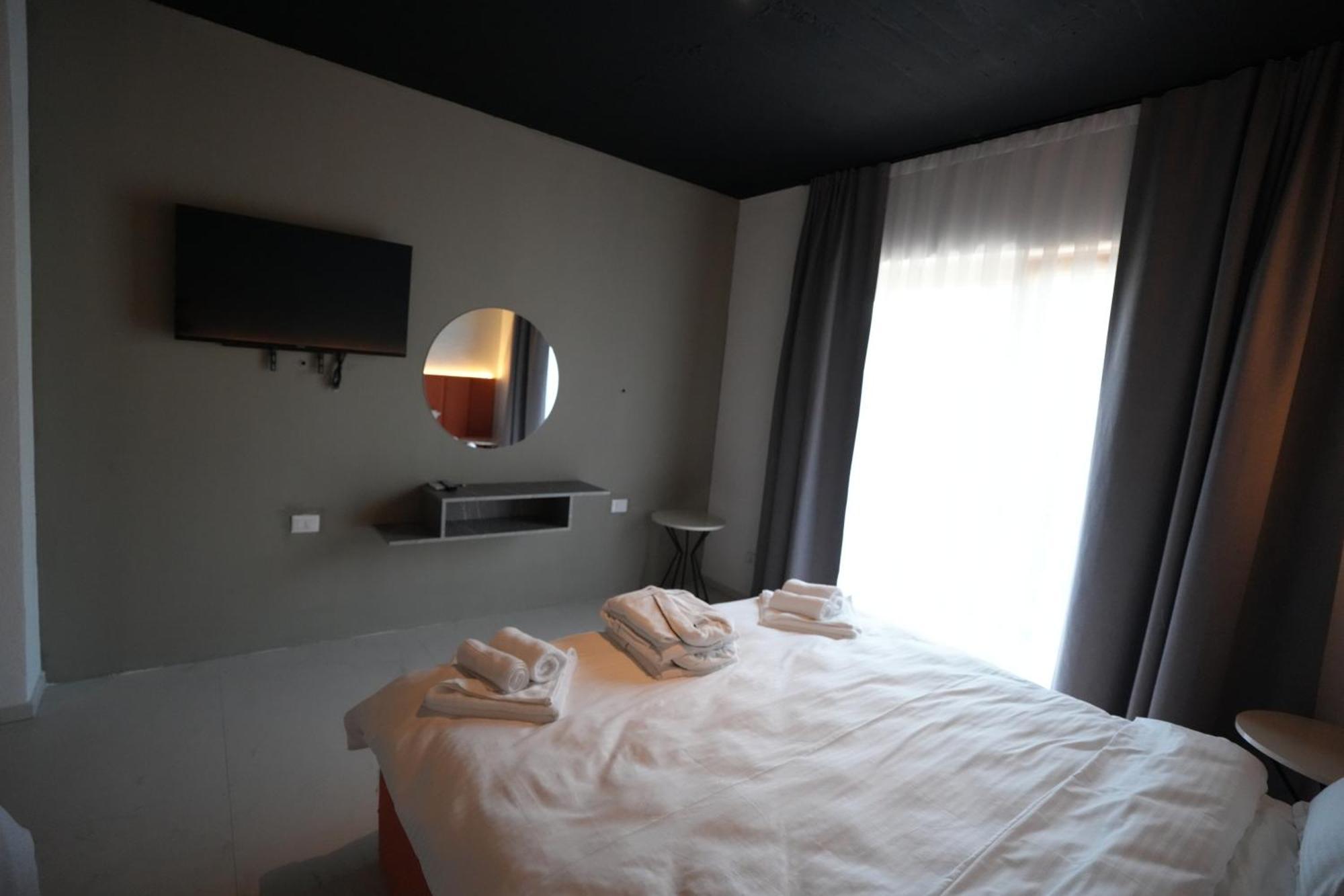 Biond Hotel Prizren Eksteriør bilde